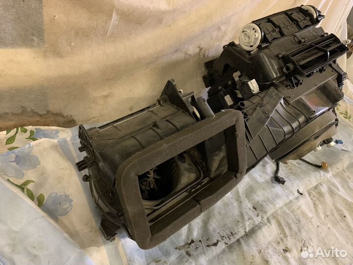 Корпус отопителя в сборе VW Tiguan 2011-2016