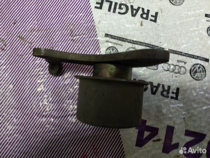 Ролик натяжной Bmw 3-Series E30