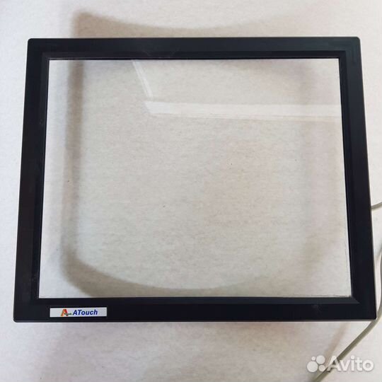 Сенсорный акустический экран