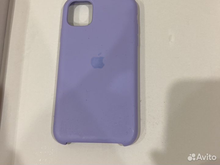 Чехлы на телефон iPhone 11