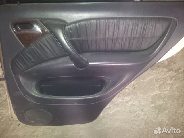 Обшивки дверей mercedes ML W163