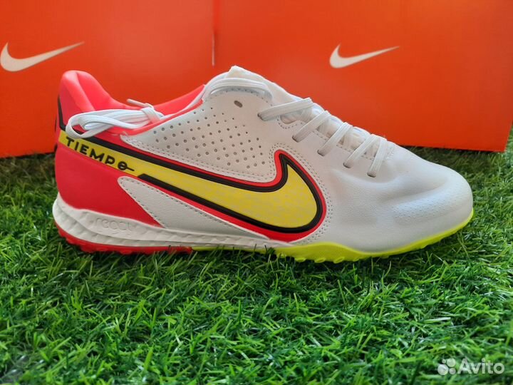 Сороконожки Nike React Tiempo Legend 9