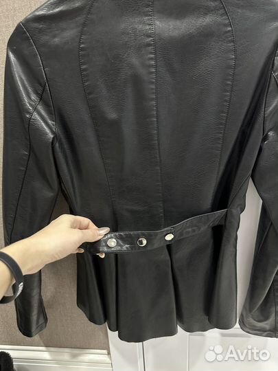 Куртка кожаная женская