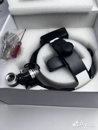 Налобный осветитель