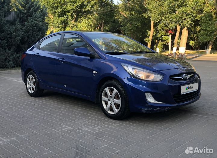 Hyundai Solaris 1.6 AT, 2011, 72 000 км
