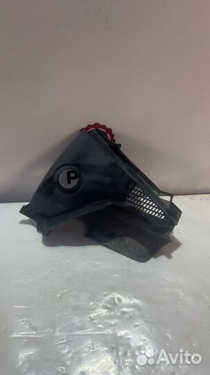 Накладка жабо Opel Zafira 13167228 передняя правая