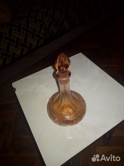 Графин карамельное стекло