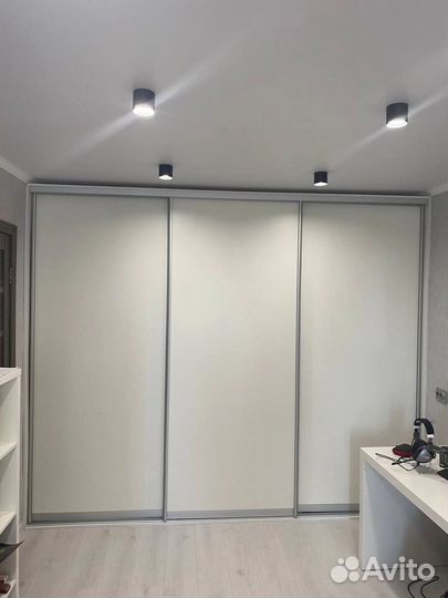 Шкаф купе новый