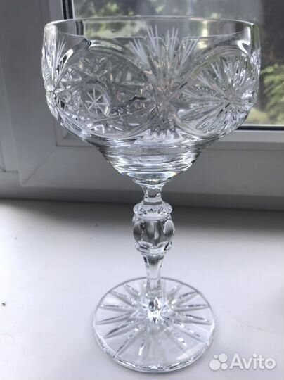 Ваза хрустальная