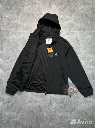 Ветровка Nike ACG