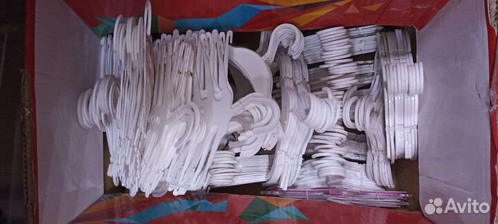 Вешалки плечики детские