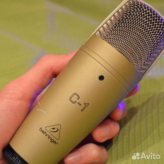 Дом. студия звукозаписи (Focusrite, Behringer)