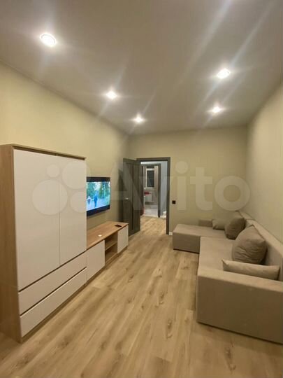 2-к. квартира, 55 м², 1/3 эт.