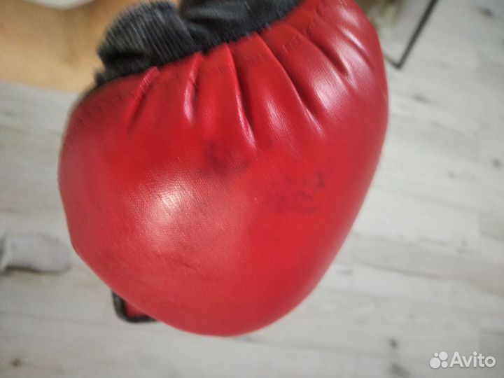 Перчатки для рукопашного боя