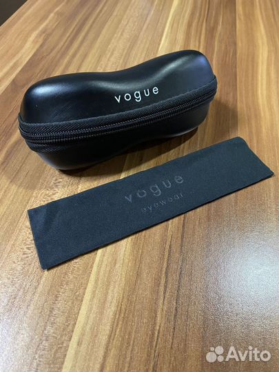 Оригинальные чехлы и футляры Voge,Armani Exchange