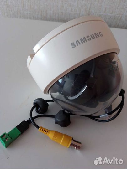 Камера видеонаблюдения купольная