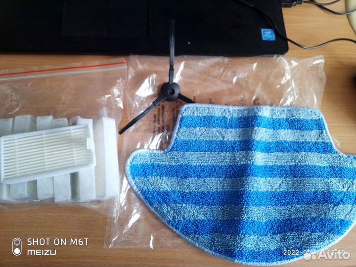 Фильтры, щеточки, тряпки для робота пылесоса ilife