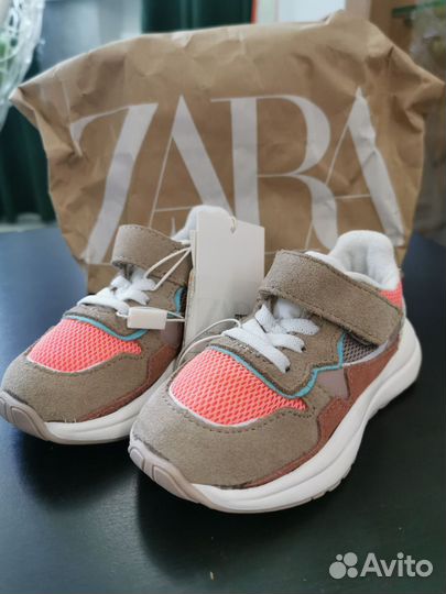 Кроссовки для девочки 21 zara
