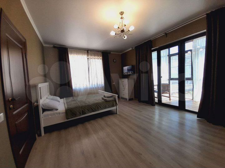 Дом 150 м² на участке 6 сот.