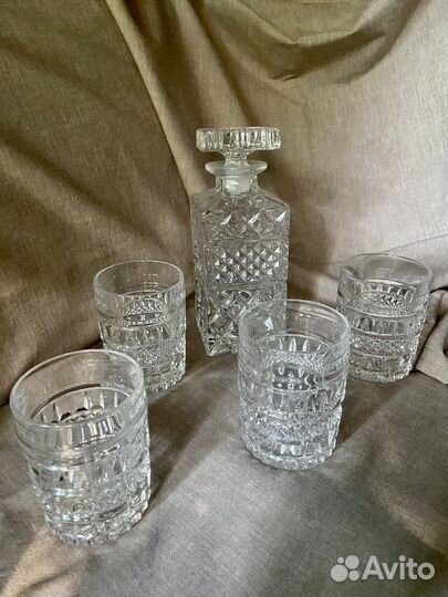 Штоф и 4 бокала