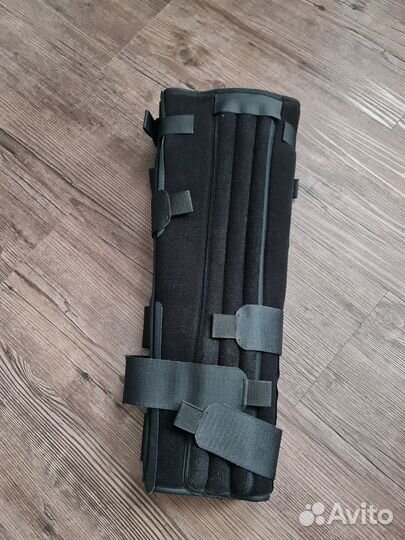 Коленный ортез