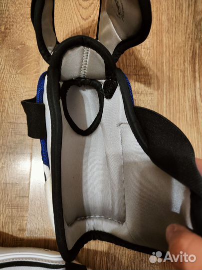 Налокотники хоккейные easton