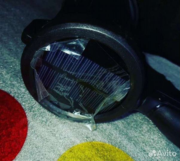 Фонарь на солнечной батарее