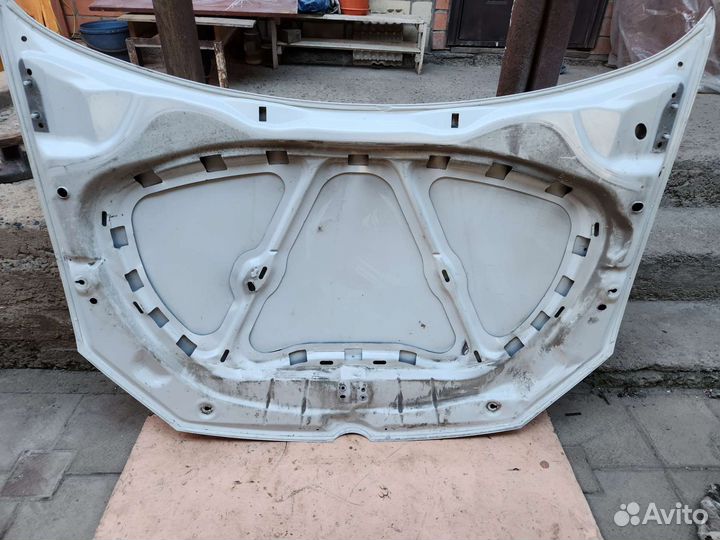 Volkswagen polo Капот 10-14г