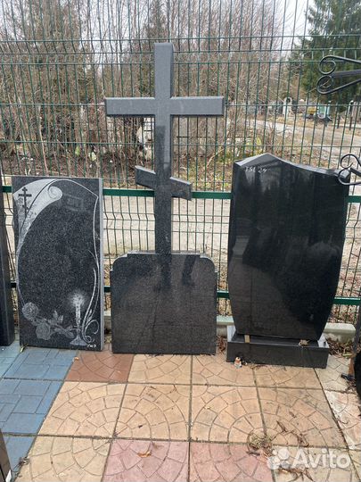 Гранитные и мраморные памятники, благоустройство