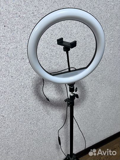 Кольцевая лампа