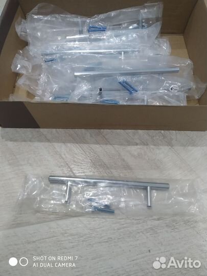 Мебельные ручки новые