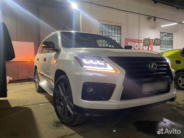 Фары Lexus LX570 стиль 2020 года