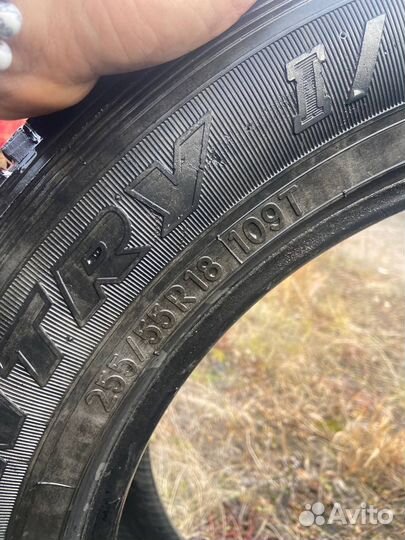 Contyre Transporter 255/55 R18 109T