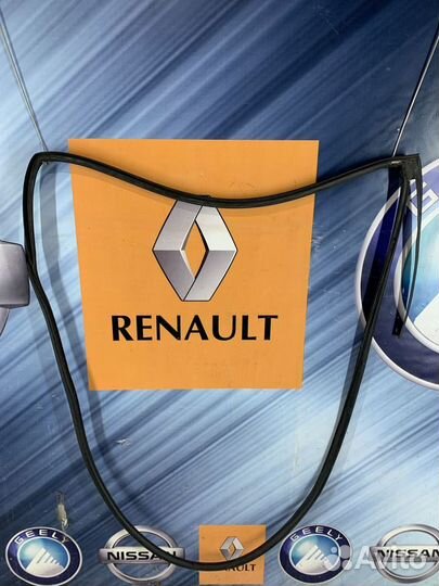 Уплотнитель зад проема двери Kia RIO 2 Прав