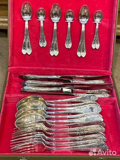 Набор столовых приборов мельхиор