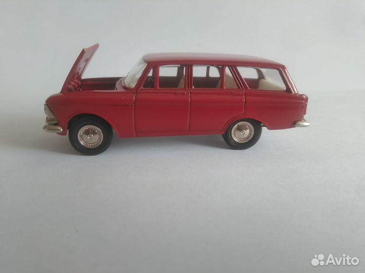 Модель СССР 1:43 Москвич 426