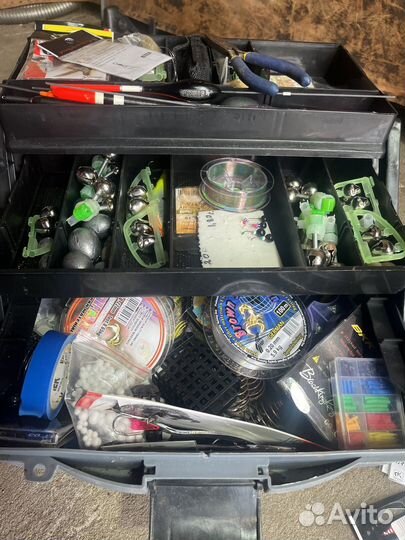 Ящик для рыбалки рыболовные снасти