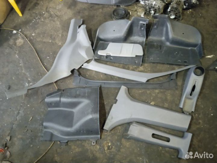 Пластик салона Hyundai Accent