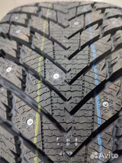 Zmax Winternova Stud II 225/40 R18