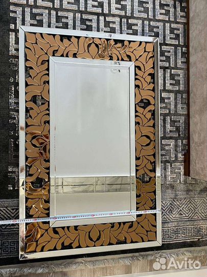 Дизайнерское зеркало