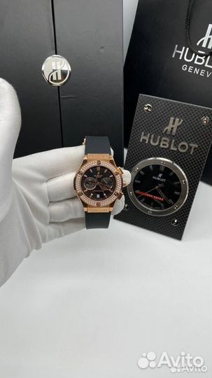 Часы женские кварцевые