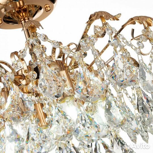 Люстра в спальню с пультом