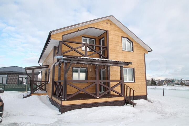 Дом 165 м² на участке 9 сот.