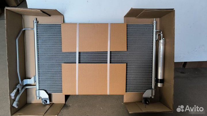 Радиатор кондиционера Mazda Cx-7 2006-2012