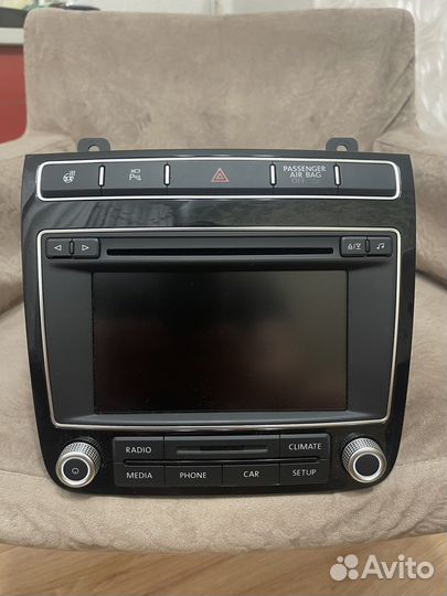 Автомагнитола Volkswagen Touareg II (RCD550)