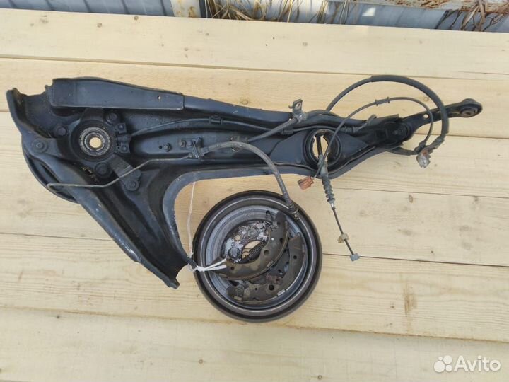 Рычаг со ступицей правый Honda RD1 (европеец)