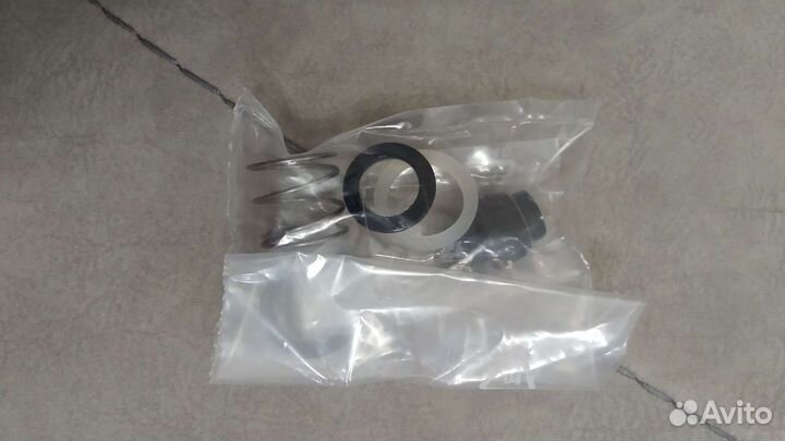 Датчик парктроника Toyota Highlander XU 40