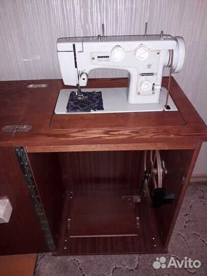 Продам швейную машинку Подольск