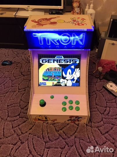 Аркадный игровой автомат