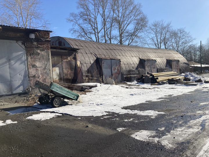 Здание, 1280 м²